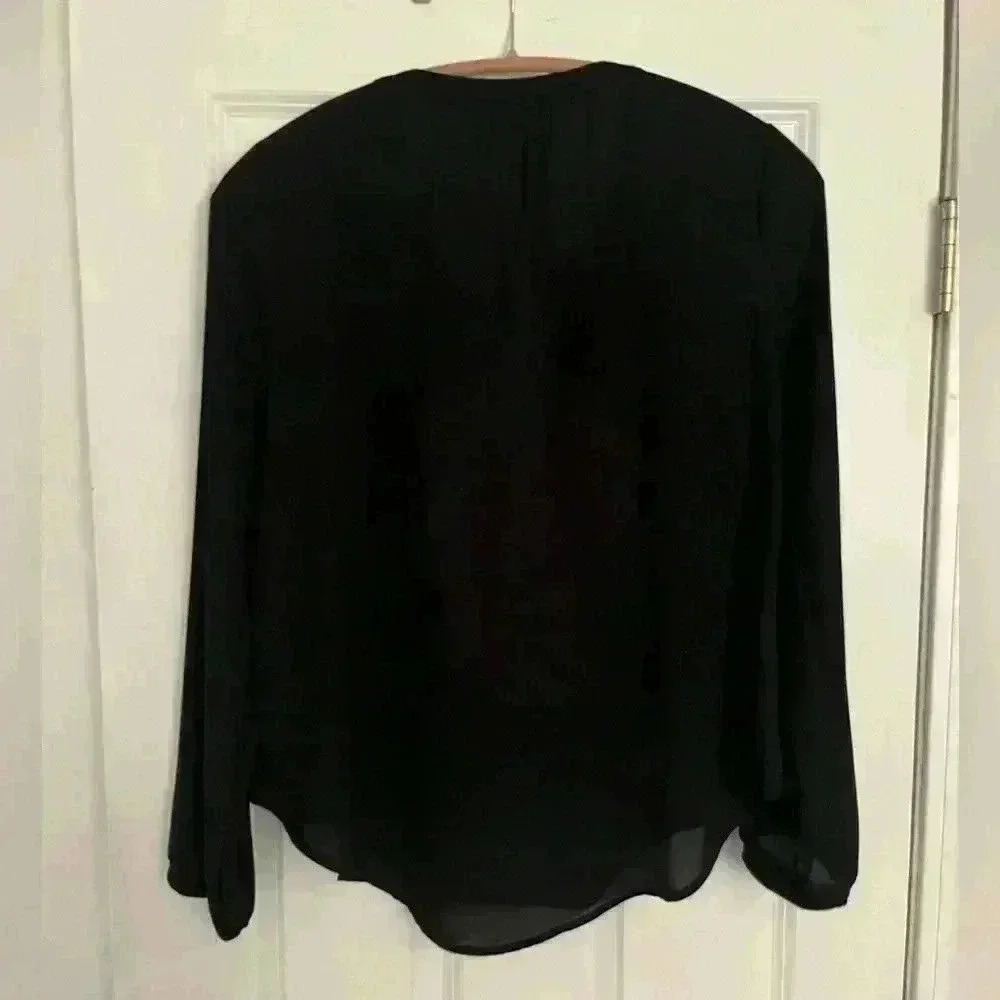 ASTR Blouse - Picture 3 of 5
